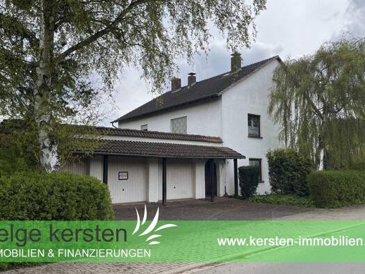Mehrfamilienhaus zum Kauf 239.000 € 8 Zimmer 198 m² 1.240 m² Grundstück Vöhl 34516