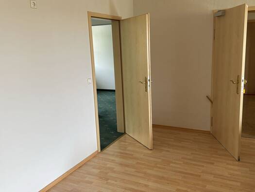 Wohnung zur Miete 1.100 € 2 Zimmer 83 m² Geschoss 2/2 frei ab sofort Freiherr-von-Harsdorf-Straße 2 Enderndorf Spalt 91174