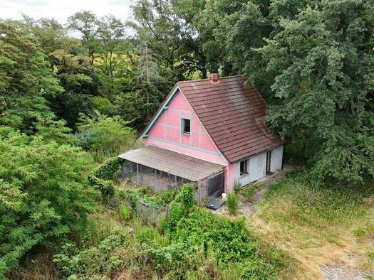 Mehrfamilienhaus zum Kauf provisionsfrei 150.000 € 6 Zimmer 120 m² 9.500 m² Grundstück frei ab 01.02.2026 Königendorferstr. 85 Kochstedt Dessau-Rosslau 06847