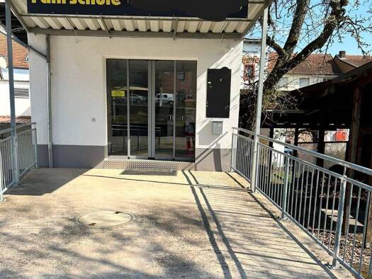 Ladenfläche zur Miete 600 € 2 Zimmer 105 m² Verkaufsfläche Illingen Illingen , Saar 66557