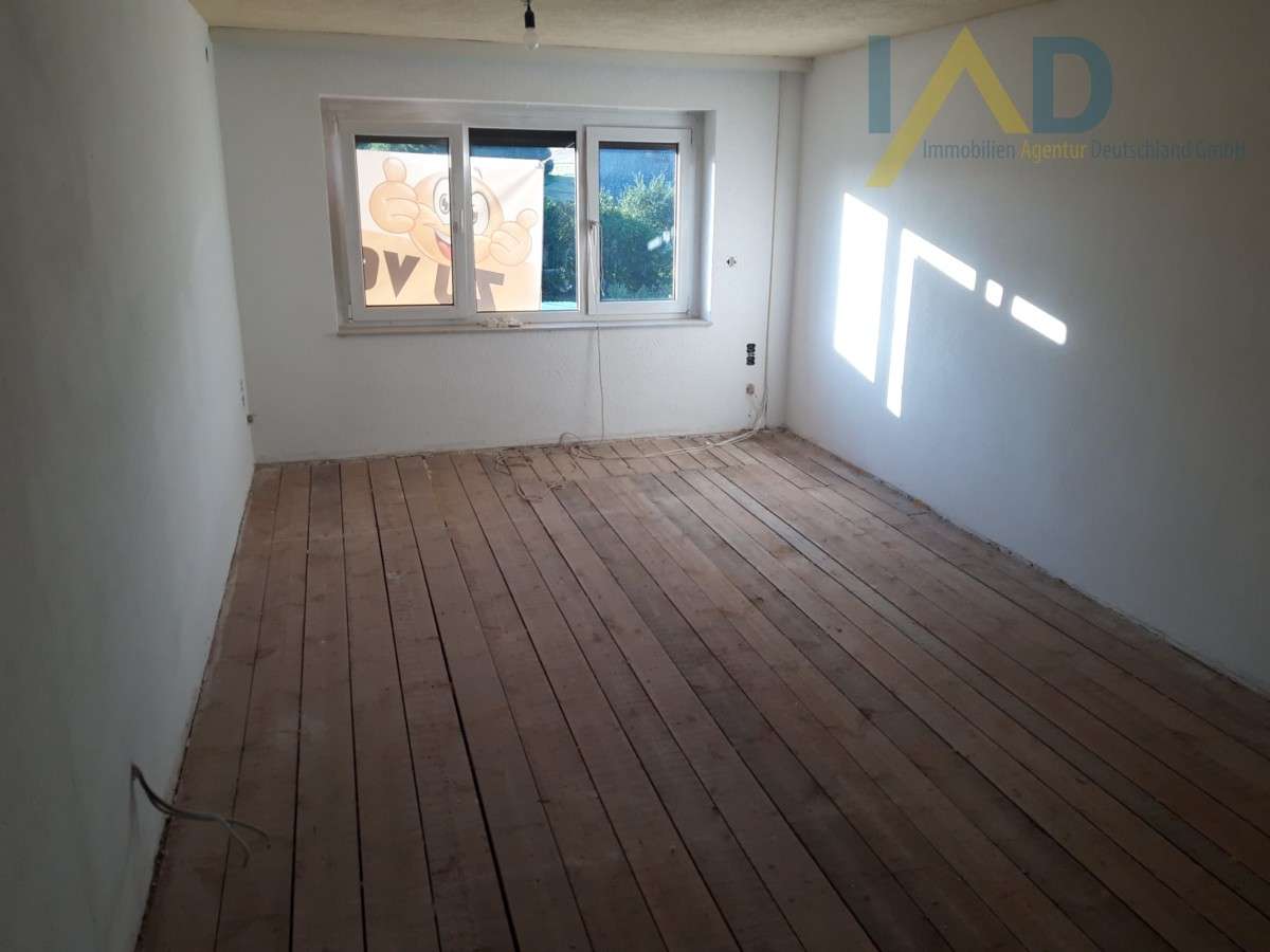 Mehrfamilienhaus zum Kauf 182.000 € 5 Zimmer 161 m²<br/>Wohnfläche 1.366 m²<br/>Grundstück Polenz Neustadt in Sachsen 01844