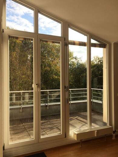 Wohnung zur Miete 820 € 2 Zimmer 67,8 m² Geschoss 3/3 frei ab 01.10.2025 Herrenberg Herrenberg 71083