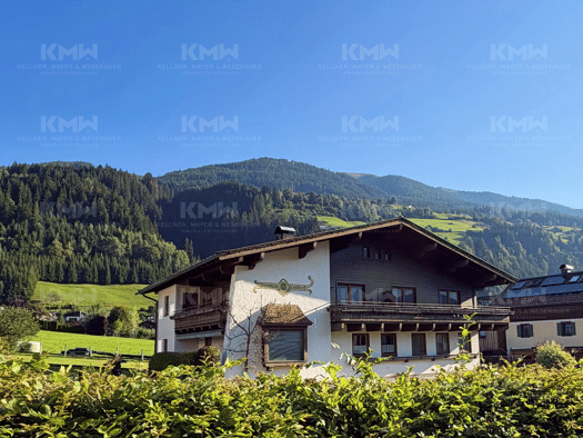 Einfamilienhaus zum Kauf 14 Zimmer 340,8 m² 1.220 m² Grundstück Neukirchen am Großvenediger 5741