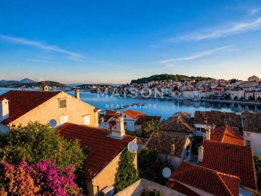 Haus zum Kauf 11 Zimmer 416 m² Mali Losinj Mali Losinj