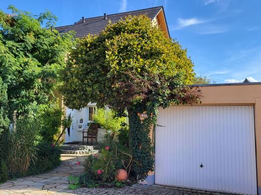 Reihenendhaus zum Kauf 870.000 € 5 Zimmer 145 m² 410 m² Grundstück Bad Krozingen Bad Krozingen 79189