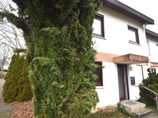 Haus zum Kauf 655.000 € 5 Zimmer 166 m² 330 m² Grundstück frei ab sofort Allensbach 78476