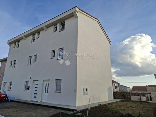 Wohnung zum Kauf 350.000 € 3 Zimmer 94 m² Maslenica, Jasenice Jasenice