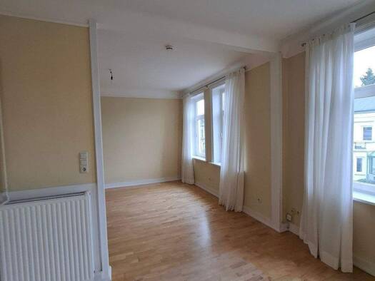 Wohnung zur Miete 1.200 € 3 Zimmer 100 m² Geschoss 1/2 frei ab sofort St. Gertrud Lübeck 23564