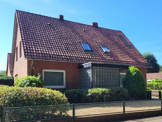 Mehrfamilienhaus zum Kauf 219.000 € 7 Zimmer 150 m² 1.200 m² Grundstück frei ab 01.01.2027 Blenhorst Balge 31609