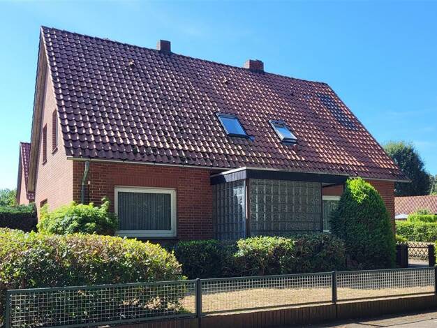 Mehrfamilienhaus zum Kauf 219.000 € 7 Zimmer 150 m² 1.200 m² Grundstück frei ab 01.01.2027 Blenhorst Balge 31609