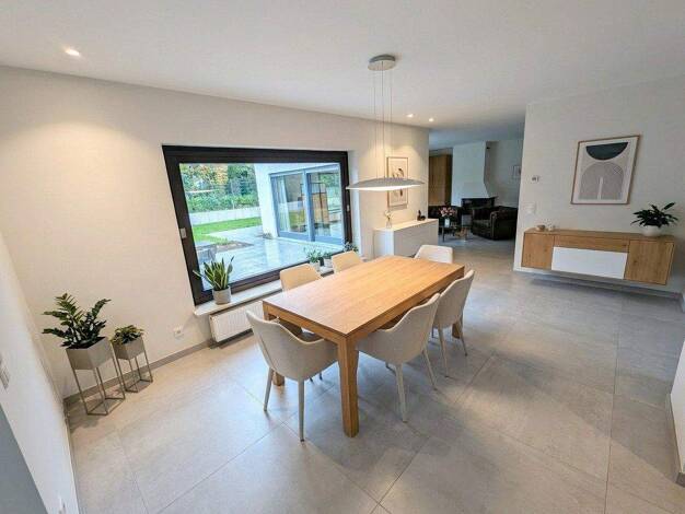 Einfamilienhaus zum Kauf 870.000 € 6,5 Zimmer 191 m² 464 m² Grundstück Neuenhain Bad Soden 65812