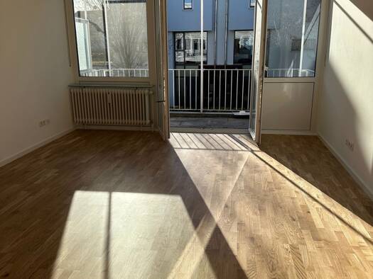 Terrassenwohnung zur Miete 1.500 € 2 Zimmer 65 m² Geschoss 1/3 frei ab sofort Neuhausen-Nymphenburg München 80639