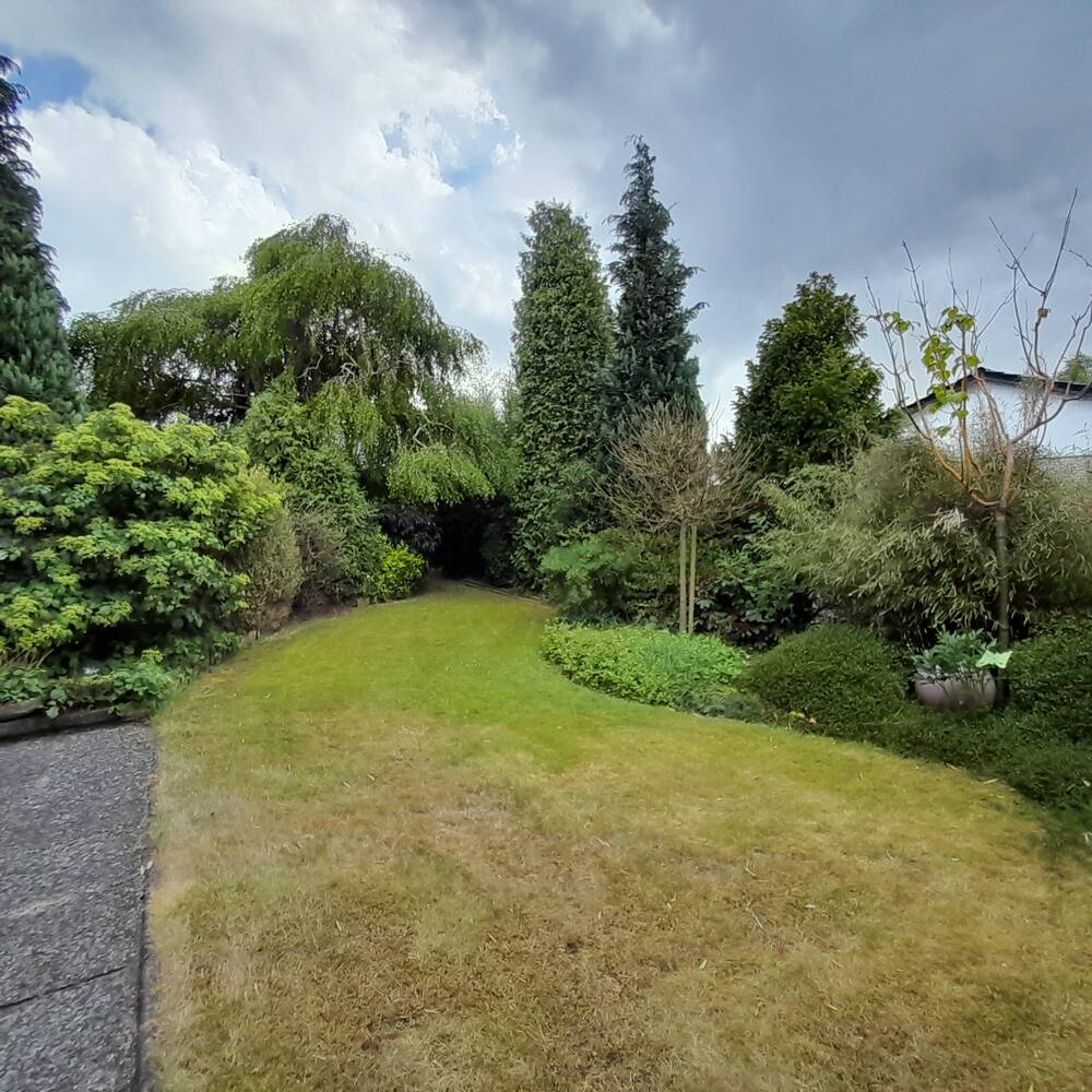 Immobilie in Berne - Sehr schickes und geräumiges Einfamilienhaus - auch als Zweifamilienhaus ausbaubar - für den gehobenen Anspruch in Berne - Bild 3