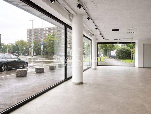 Laden zur Miete 12,70 € 189 m² Verkaufsfläche Klingenhof Nordöstliche Außenstadt 90411