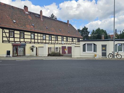 Mehrfamilienhaus zum Kauf 800.000 € 8 Zimmer 185 m² 2.460 m² Grundstück Niedersedlitz Dresden 01257