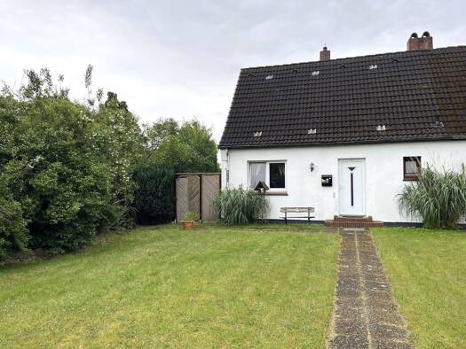Doppelhaushälfte zum Kauf 189.500 € 4 Zimmer 79 m² 567 m² Grundstück Gadeland Neumünster 24539