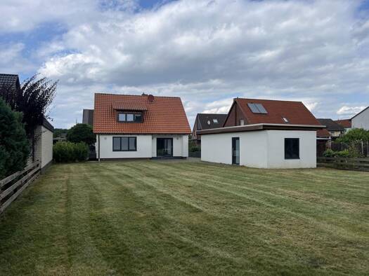 Einfamilienhaus zum Kauf provisionsfrei 350.000 € 4 Zimmer 92 m² 768 m² Grundstück Hankensbüttel 29386