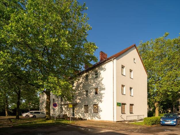 Wohnung zur Miete 376 € 2 Zimmer 44,2 m² 1. Geschoss frei ab 01.11.2026 Emil-Fischer-Straße 23 A Damaschkestraße Süd 06130