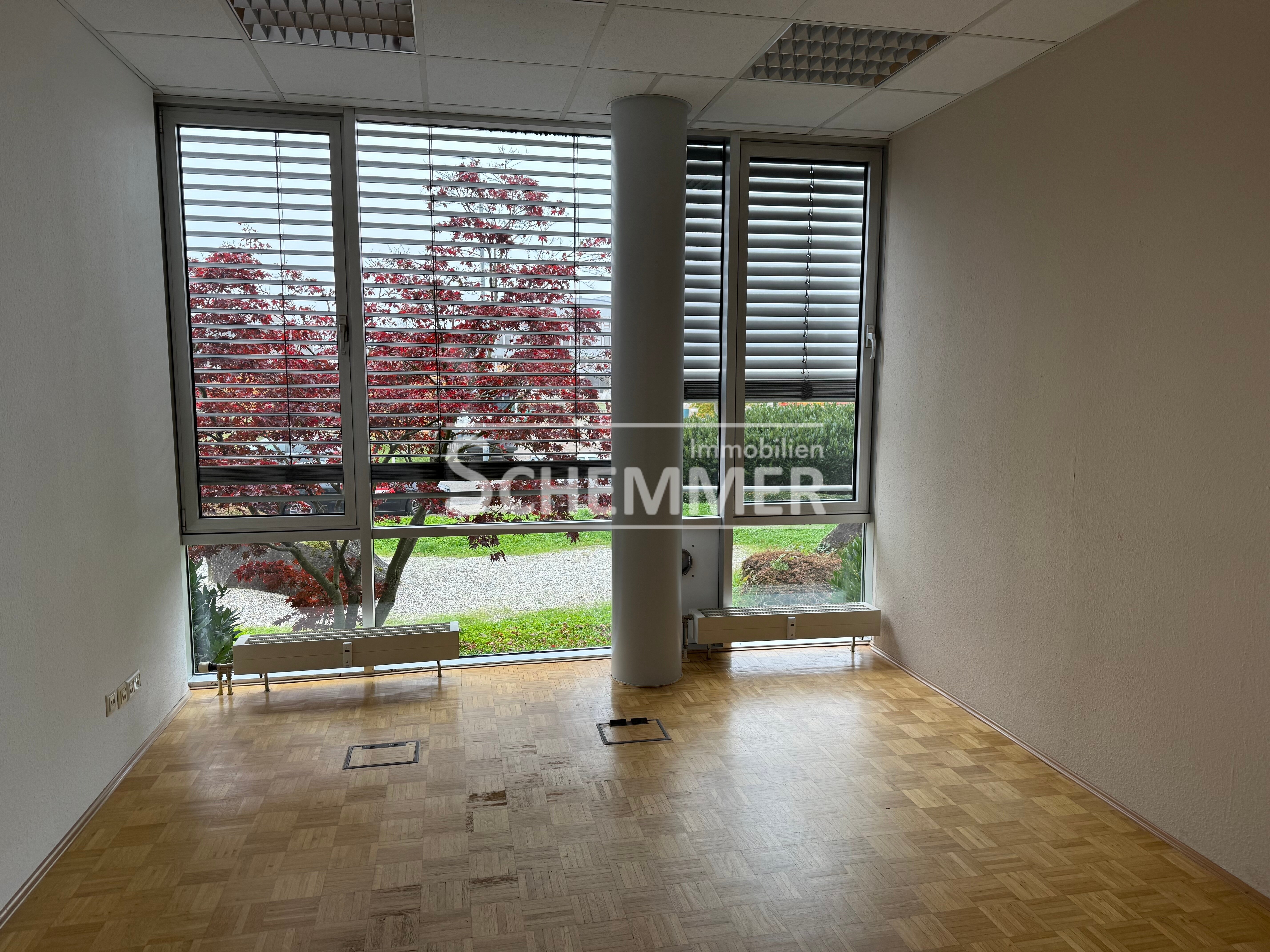 Bürofläche zur Miete 4.050 € 351 m²<br/>Bürofläche St. Georgen - Nord Freiburg im Breisgau 79111