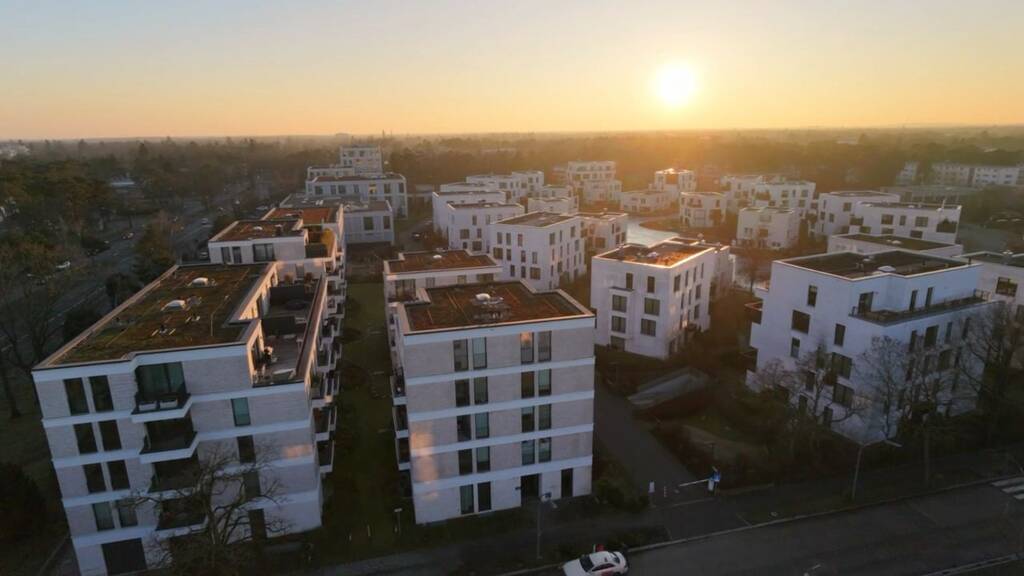 Wohnung zur Miete 828 € 2 Zimmer 47 m² frei ab sofort Dahlem Berlin 14195