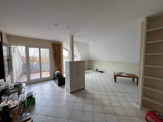 Wohnung zur Miete 750 € 2 Zimmer 77,4 m² Geschoss 3/4 frei ab 01.05.2026 Bad Segeberg 23795