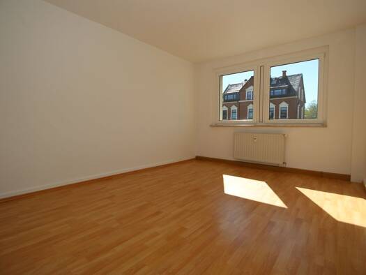 Wohnung zur Miete 361 € 3 Zimmer 60,2 m² 1. Geschoss frei ab sofort Bahnhofstraße 7 Syrau Rosenbach/Vogtland 08548