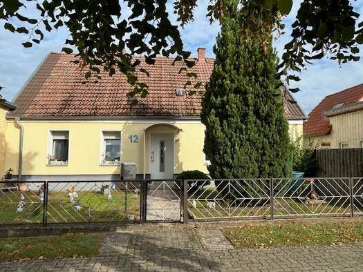 Einfamilienhaus zum Kauf 110.000 € 5 Zimmer 96 m² 2.002 m² Grundstück Nedlitzer Straße 12 Deetz Zerbst/Anhalt 39264