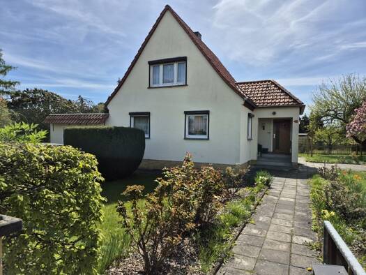 Einfamilienhaus zum Kauf 320.000 € 4 Zimmer 86 m² 1.290 m² Grundstück frei ab sofort Plaußig-Portitz Nordost 04349