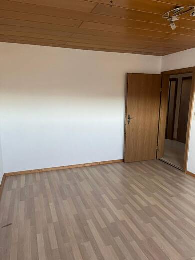 Wohnung zum Kauf 49.000 € 2 Zimmer 46 m² 2. Geschoss Bunzlauerstraße 10 Arzberg Arzberg 95659