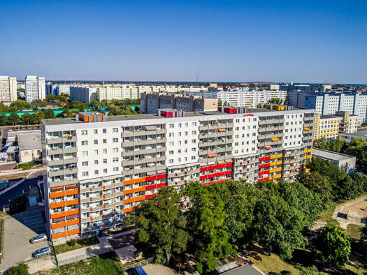 Wohnung zur Miete 350 € 2 Zimmer 48,6 m² 8. Geschoss frei ab 16.05.2026 Hanns-Eisler-Platz 1 Kannenstieg Magdeburg 39126