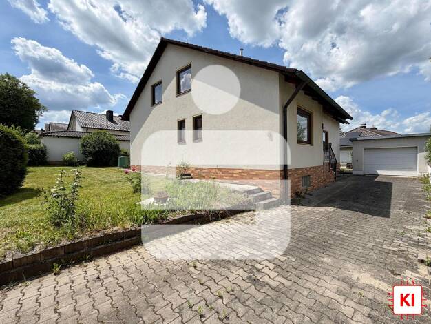 Mehrfamilienhaus zum Kauf 425.000 € 8 Zimmer 194 m² 672 m² Grundstück Gärbershof Amberg 92224