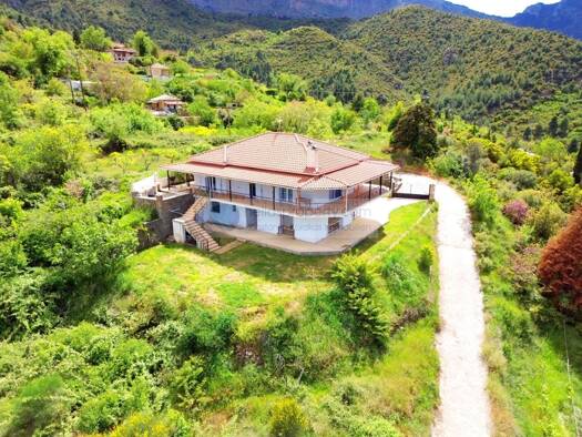 Einfamilienhaus zum Kauf 280.000 € 7 Zimmer 270 m² 1.460 m² Grundstück Municipality of Corinth 20400