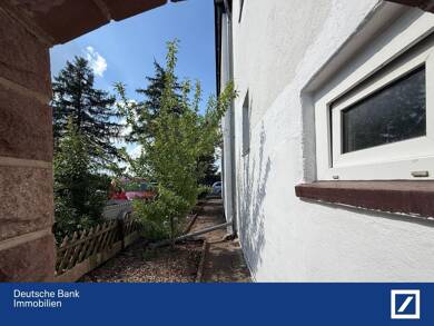 Mehrfamilienhaus zum Kauf 299.000 € 9 Zimmer 177 m² 332 m² Grundstück Vöhrum - Landwehr Peine 31228