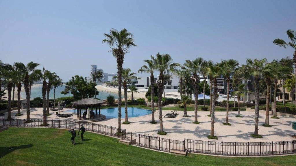 Villa zum Kauf provisionsfrei 4.870.000 € 5 Zimmer 423 m² 423 m² Grundstück Dubai