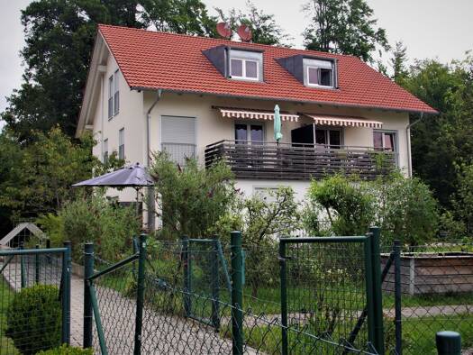 Doppelhaushälfte zur Miete 2.990 € 6,5 Zimmer 143 m² 400 m² Grundstück frei ab 01.01.2027 Zell Schäftlarn 82067