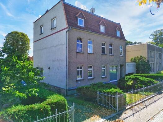 Mehrfamilienhaus zum Kauf 310.000 € 320 m² 1.873 m² Grundstück Wittstock Wittstock/Dosse 16909