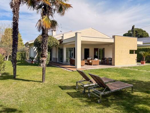 Villa zum Kauf 1.550.000 € 5 Zimmer 204 m² Strada di Creole 3 Bardolino (VR) 37011