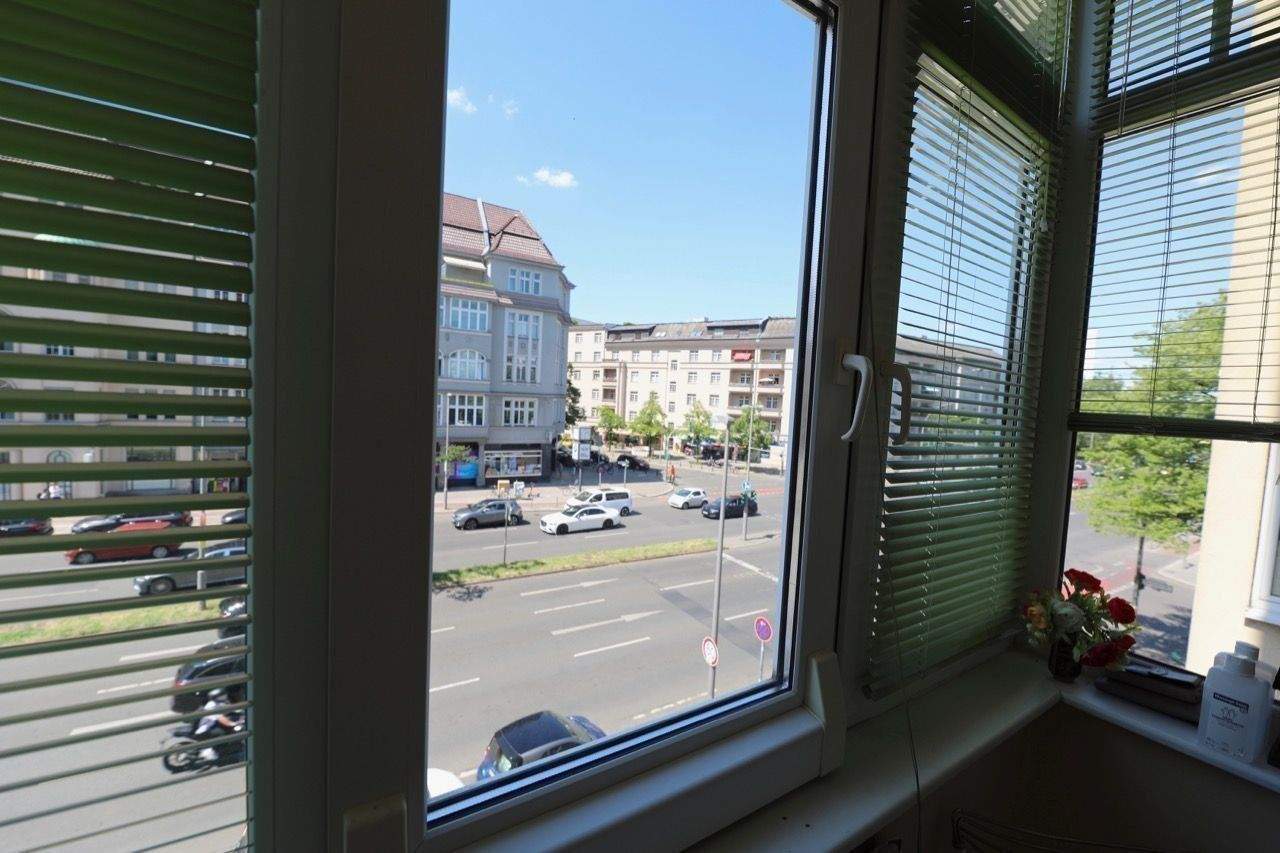 Property thumbnail 11