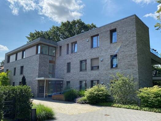 Wohnung zur Miete 1.180 € 2 Zimmer 73 m² frei ab 01.11.2026 Bloherfelde Oldenburg 26129