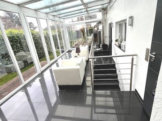 Einfamilienhaus zum Kauf 569.000 € 9 Zimmer 300 m² 624 m² Grundstück frei ab sofort Niederau Düren 52355