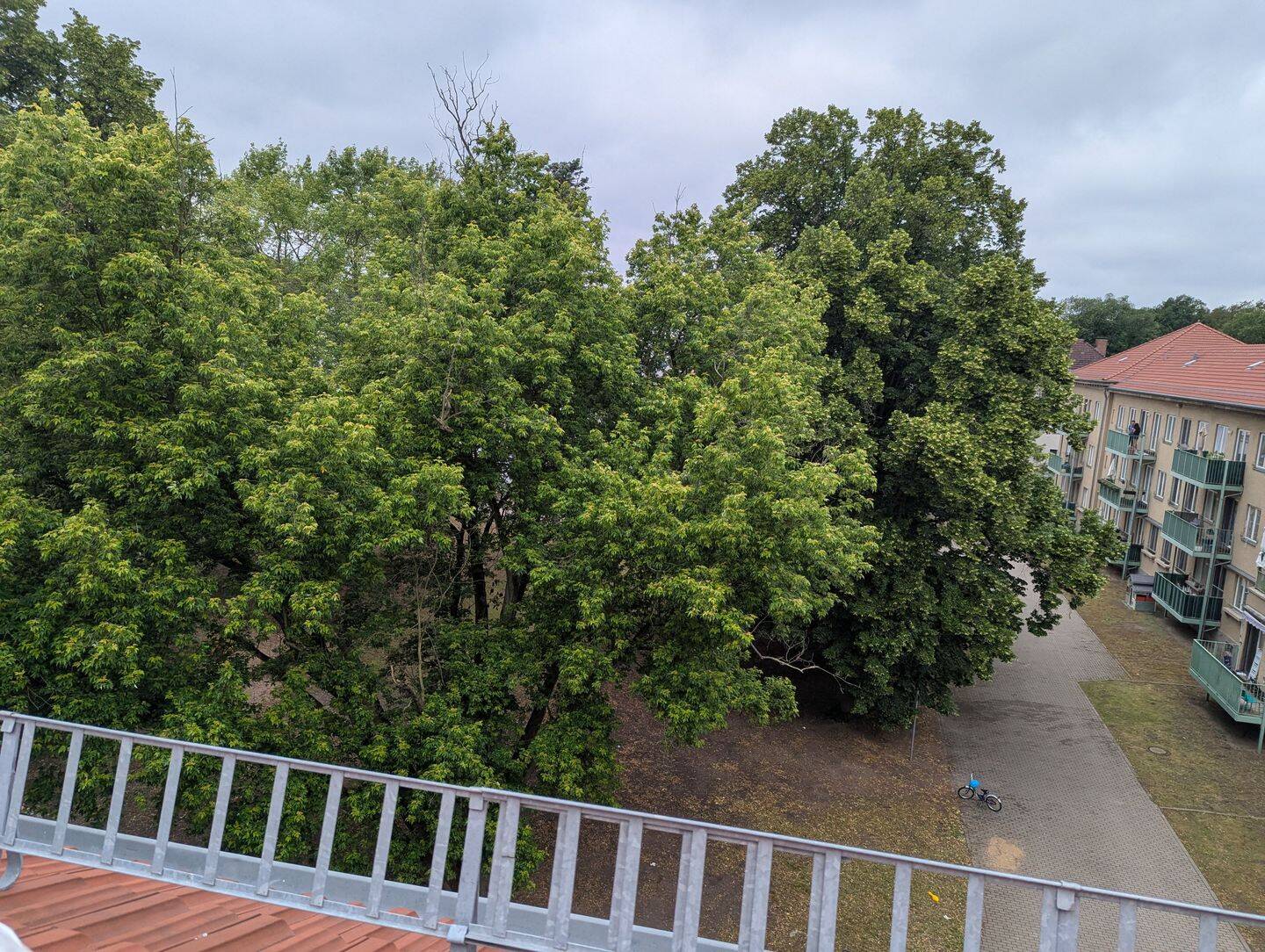 Property thumbnail 2