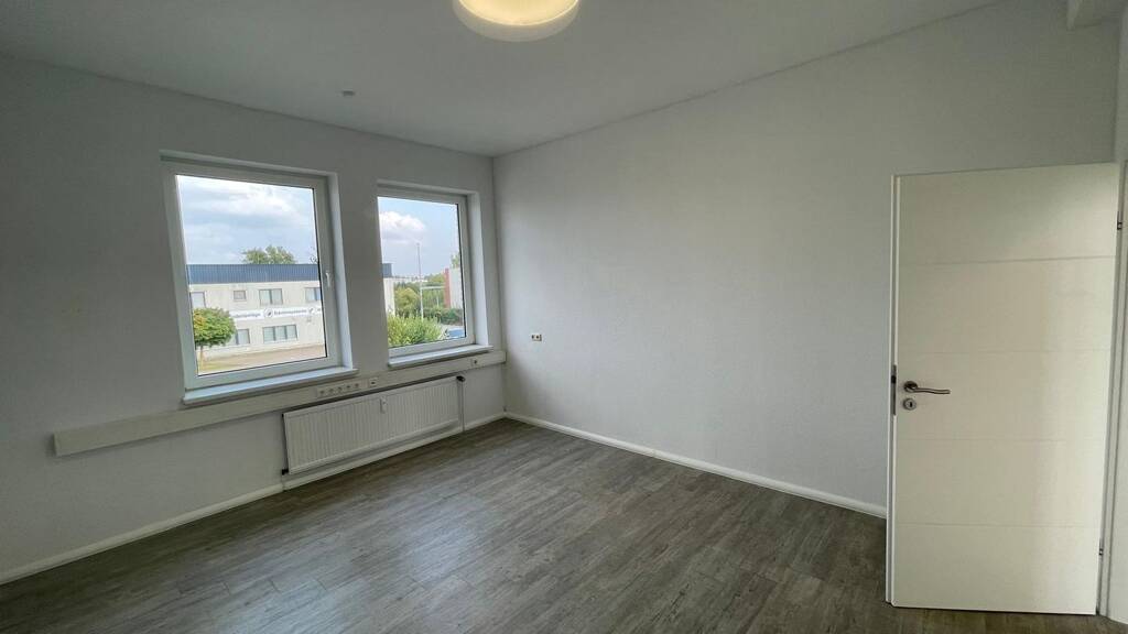Büro zur Miete provisionsfrei 875 € 5 Zimmer 106 m² Bürofläche Ahornstraße 10 Pampow 19075