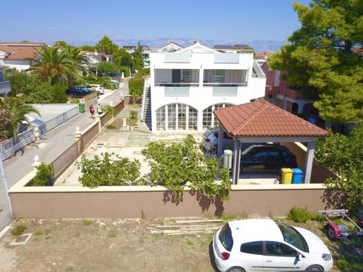 Haus zum Kauf 749.000 € 8 Zimmer 270 m² Vir