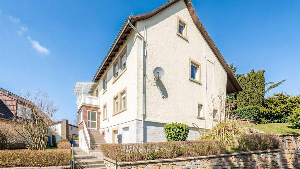 Mehrfamilienhaus zum Kauf 329.000 € 7 Zimmer 213 m² 583 m² Grundstück frei ab 01.05.2026 Roßbach Leidersbach 63849