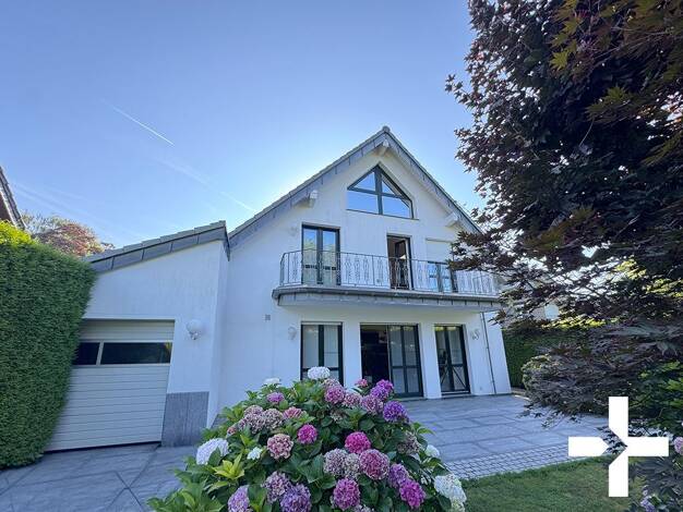 Einfamilienhaus zum Kauf 745.000 € 5,5 Zimmer 216,5 m² 737 m² Grundstück Rheindahlen West 41179