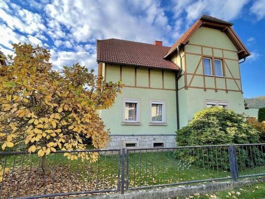 Mehrfamilienhaus zum Kauf 330.000 € 6 Zimmer 163,7 m² 1.050 m² Grundstück Graupa Pirna 01796