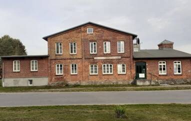 Mehrfamilienhaus zum Kauf als Kapitalanlage geeignet 359.000 € 14 Zimmer 340 m² 1.843 m² Grundstück Alt Bukow Alt Bukow 18233