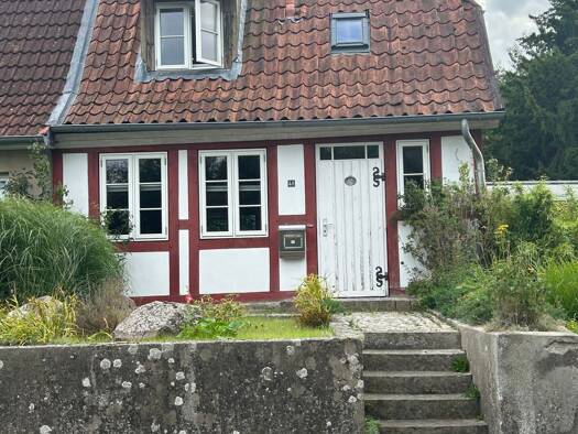 Doppelhaushälfte zum Kauf provisionsfrei 285.000 € 4 Zimmer 107 m² 600 m² Grundstück Dassow 23942