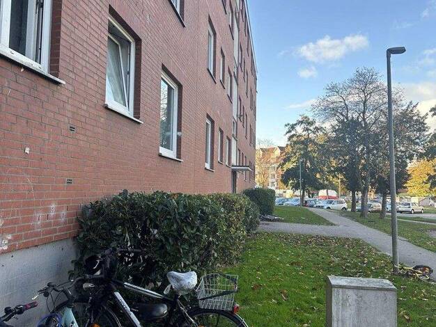 Wohnung zum Kauf provisionsfrei 102.000 € 3 Zimmer 67 m² 3. Geschoss Grünendeicher Straße Stade 21680