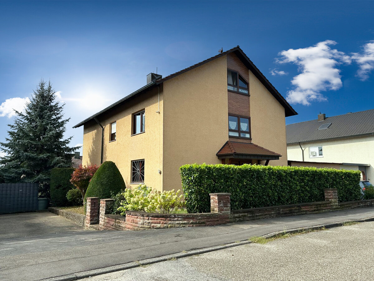 Mehrfamilienhaus zum Kauf 930.000 € 12 Zimmer 360 m²<br/>Wohnfläche 720 m²<br/>Grundstück Gundelsheim Gundelsheim 74831